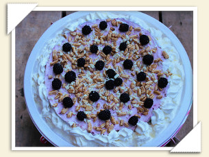cheesecake alle more e kamut soffiato con scaglie di cioccolato bianco di barbara